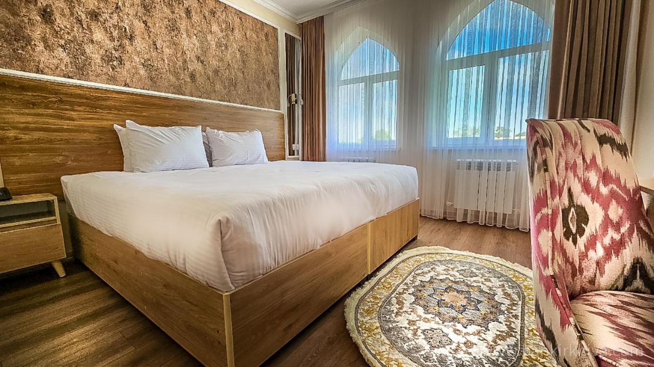 Hotel Bankir Chiwa Zewnętrze zdjęcie