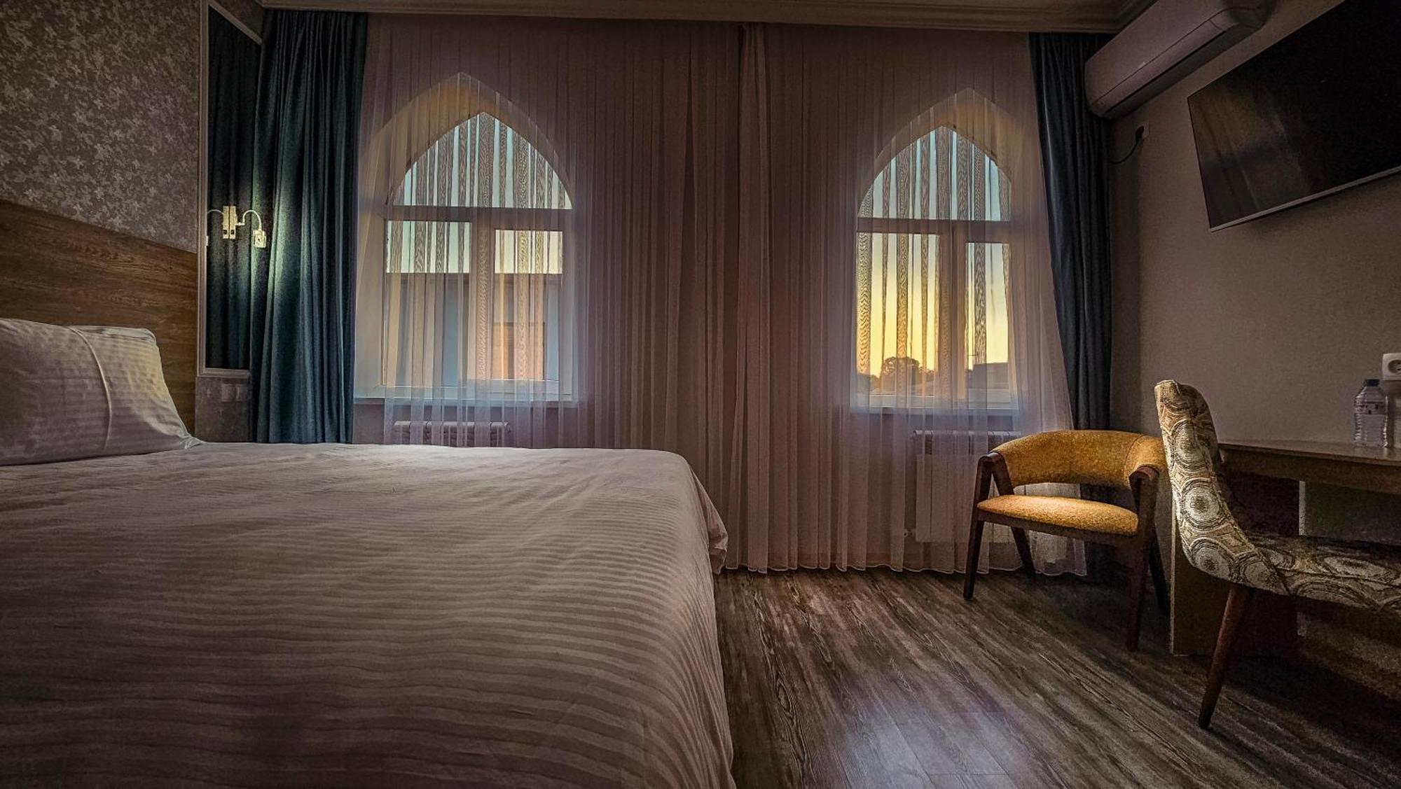 Hotel Bankir Chiwa Zewnętrze zdjęcie